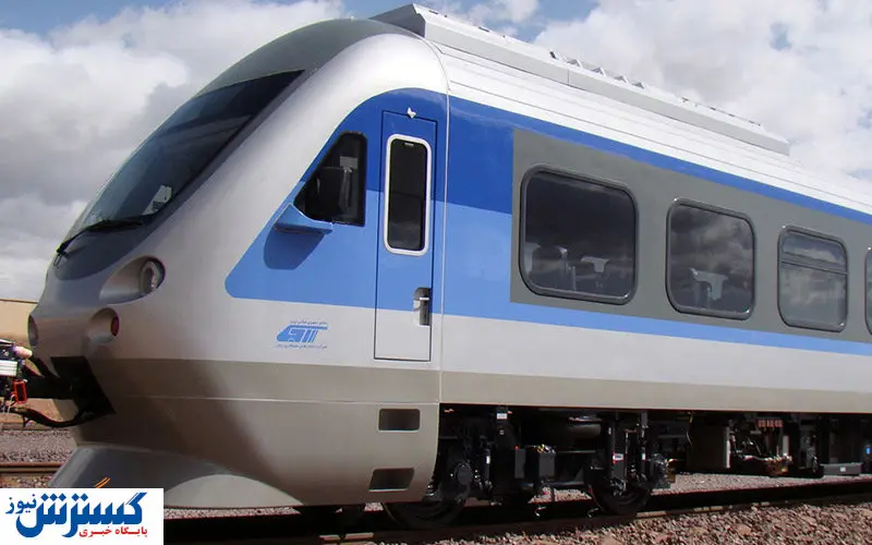 قطار مسافربری در اسلامشهر شعلهور شد/فیلم