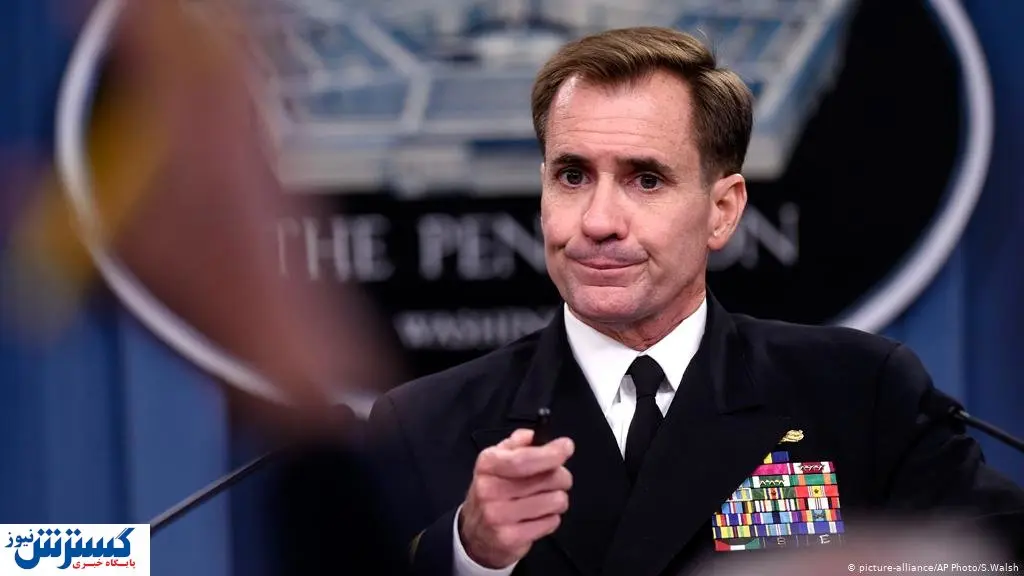 چرخ زنی بالگرد ایرانی در اطراف ناو جنگی امریکا