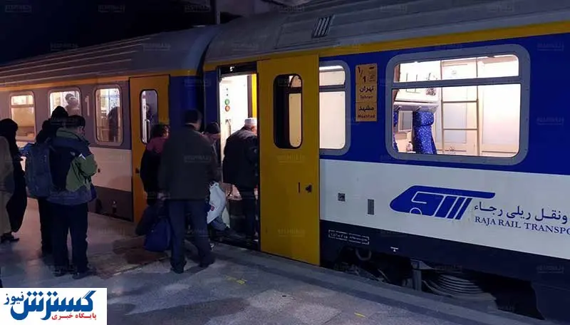 نقص فنی قطار تهران - شیراز را متوقف کرد