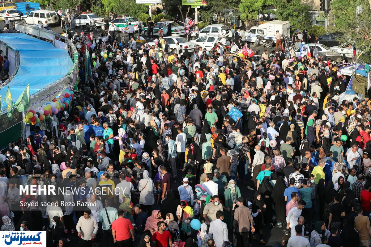 تصاویر/ روایتی از یک مهمانی ۱۰ کیلومتری