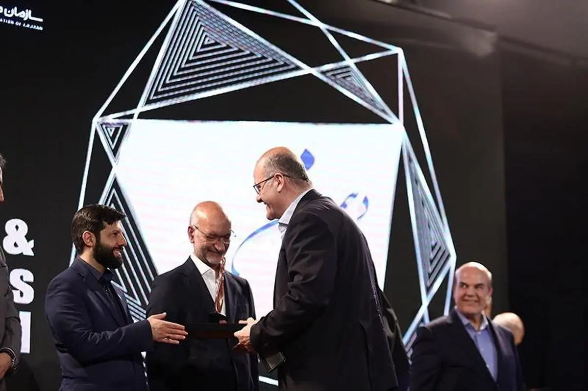 موفقیت شرکت ملی مس در دهمین دوره جایزه بهرهوری معادن و صنایع معدنی/ کسب تندیس برنزین