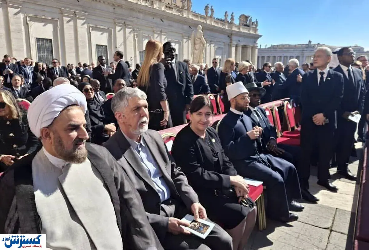 بدرقه باشکوه پاپ فرانسیس