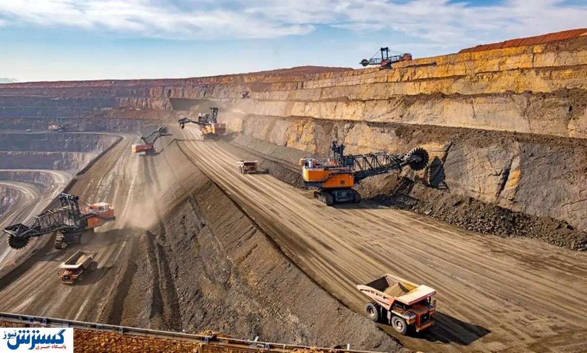 ثروت عظیم مردم ایران به باد می رود