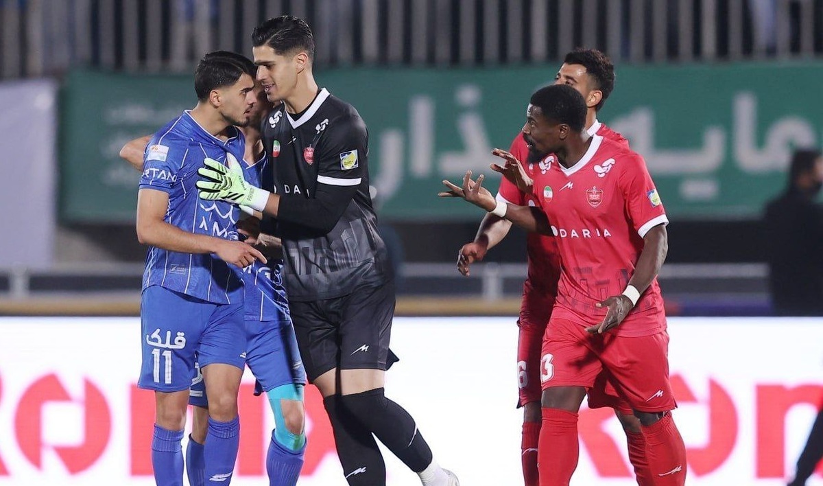 آژیر قرمز در اردوی پرسپولیس به صدا درآمد