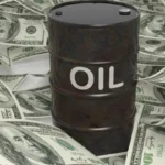 ۱۶ میلیارد دلار درآمد نفتی در ۶ ماه / دست دولت برای حمایت معیشتی بازتر شد