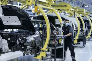 فرمول جدید قیمت‌گذاری خودروهای داخلی ابلاغ شد