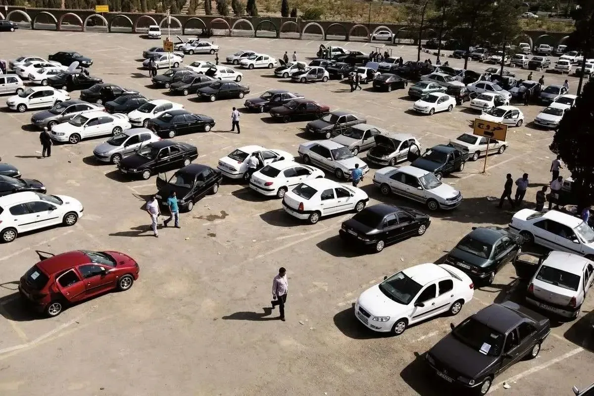 بازار خودروهای دست‌دوم زیر و رو شد / قیمت پراید، تیبا و دنا پلاس را ببینید (۴ مهر ۱۴۰۵)