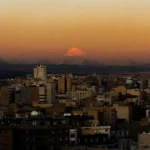 پیش‌بینی بازار مسکن تا پایان سال ۱۴۰۵ / دلار و طلا چه بلایی سر خانه می‌آورند؟